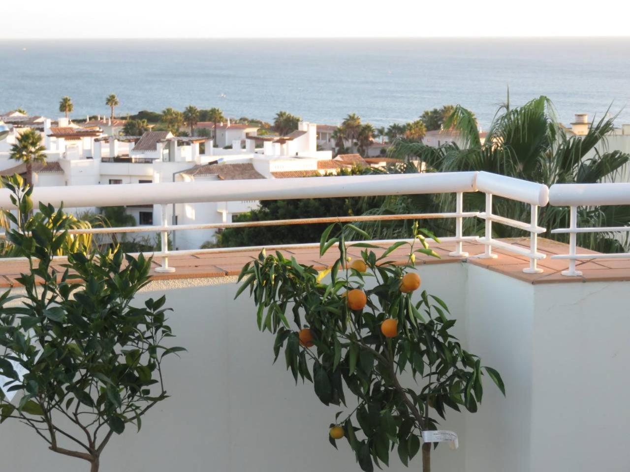 Sweden Apartment - Top Floor One Bedroom With Sea Views - Rs Lagos Dış mekan fotoğraf